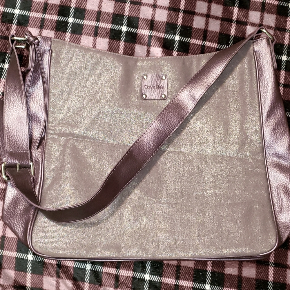 Calvin Klein magenta large tote like new